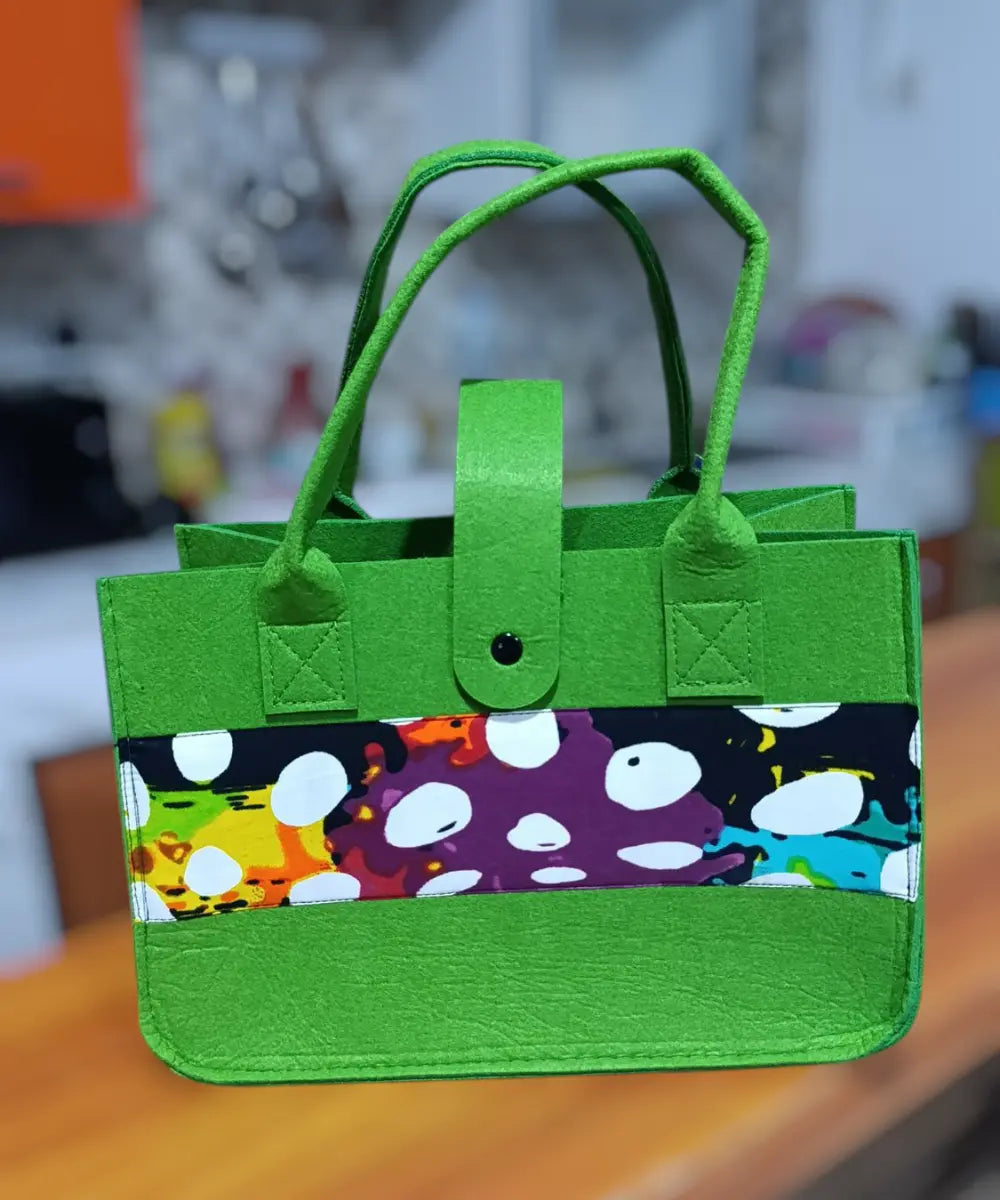 Sac en feutre orné de wax africain Dejona P