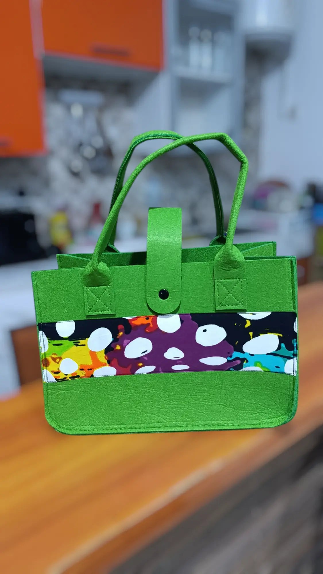 Sac en feutre orné de wax africain Dejona P